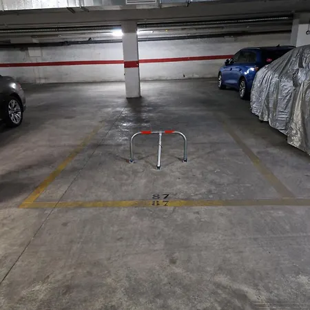 Ruim Vernieuwd In Met 3 Slaapkamers, 2 Badkamers, Zwembad En Privé Parkeren Appartement Calpe